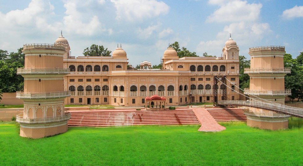 Sheesh Mahal, India